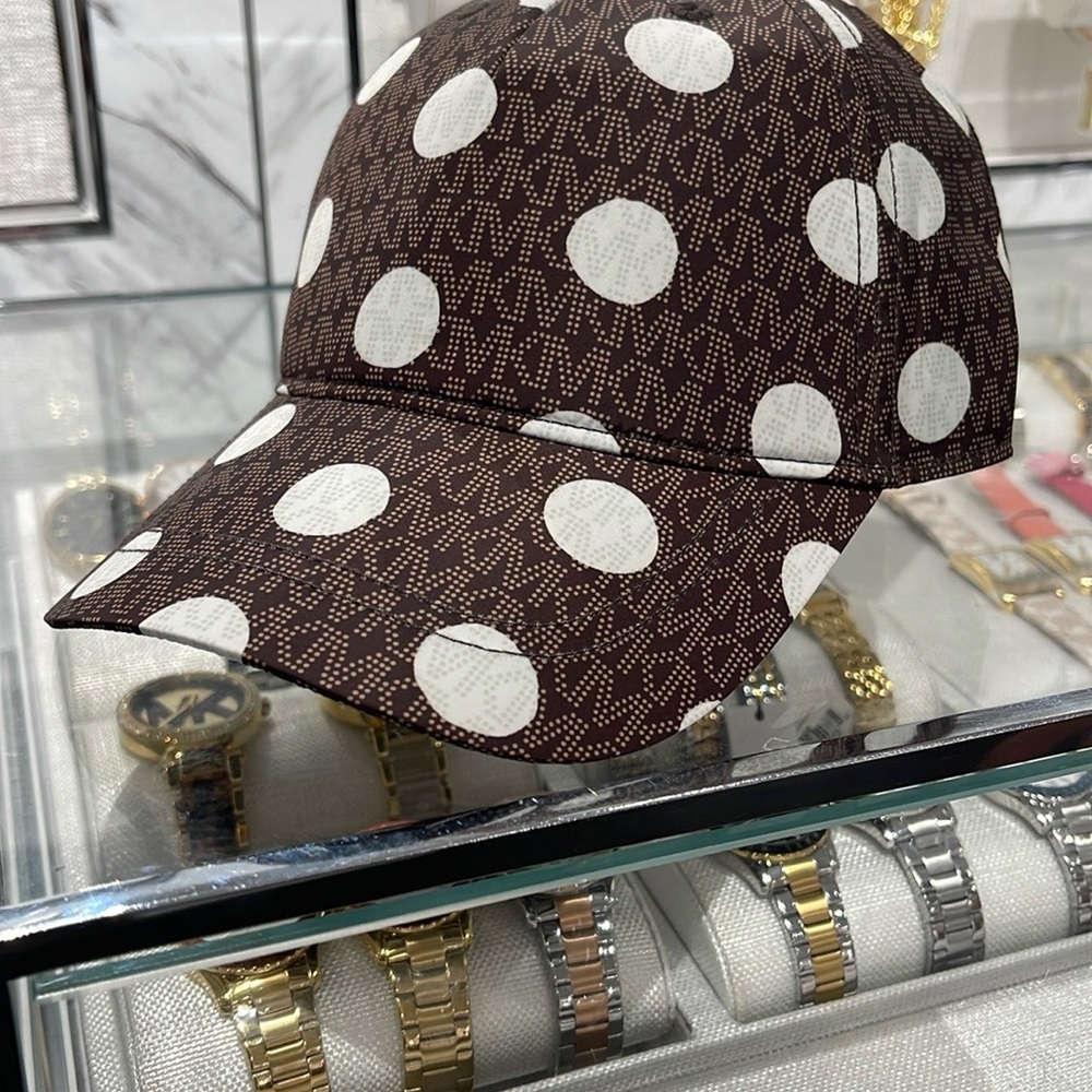 Michael Kors Women's Baseball Cap Hat Adjustable OS Chocolate BROWN DOTS
NWT - Picture 4 of 16